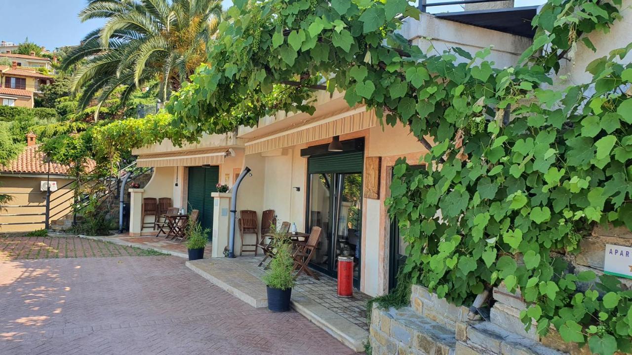 Studio-Apartments Monfort Portoroz Luaran gambar